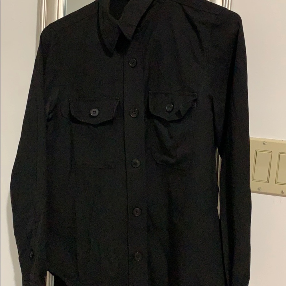 Black shirt